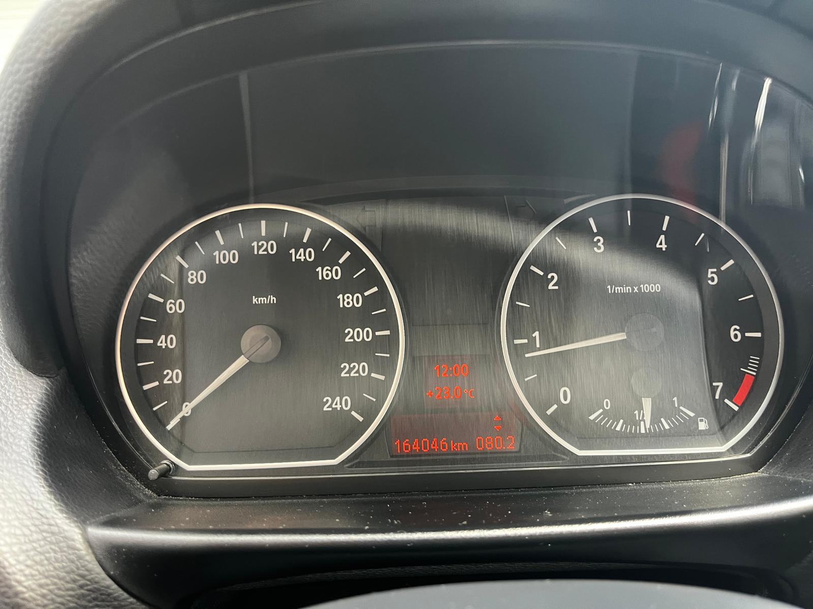 BMW serija 1 118i Advantage, fotografija 14