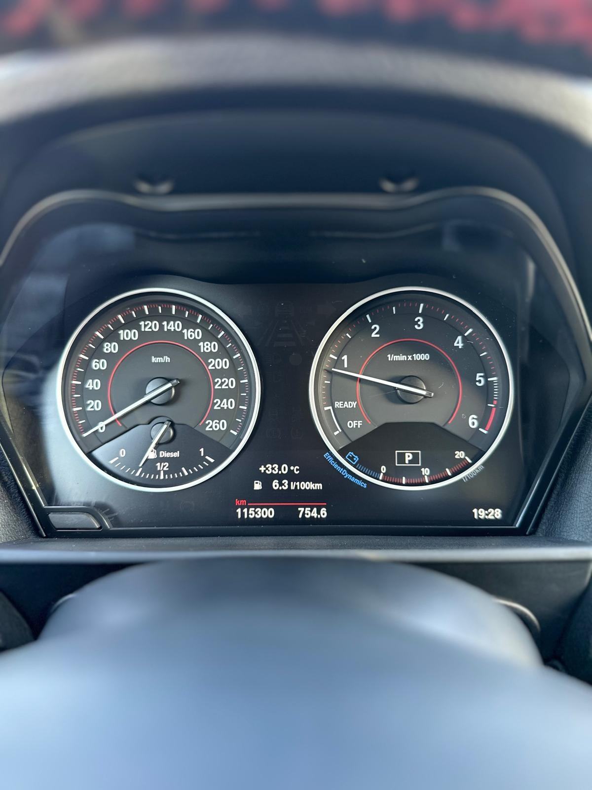 BMW serija 1 120d Xdrive automatik ZF (8HP), fotografija 7