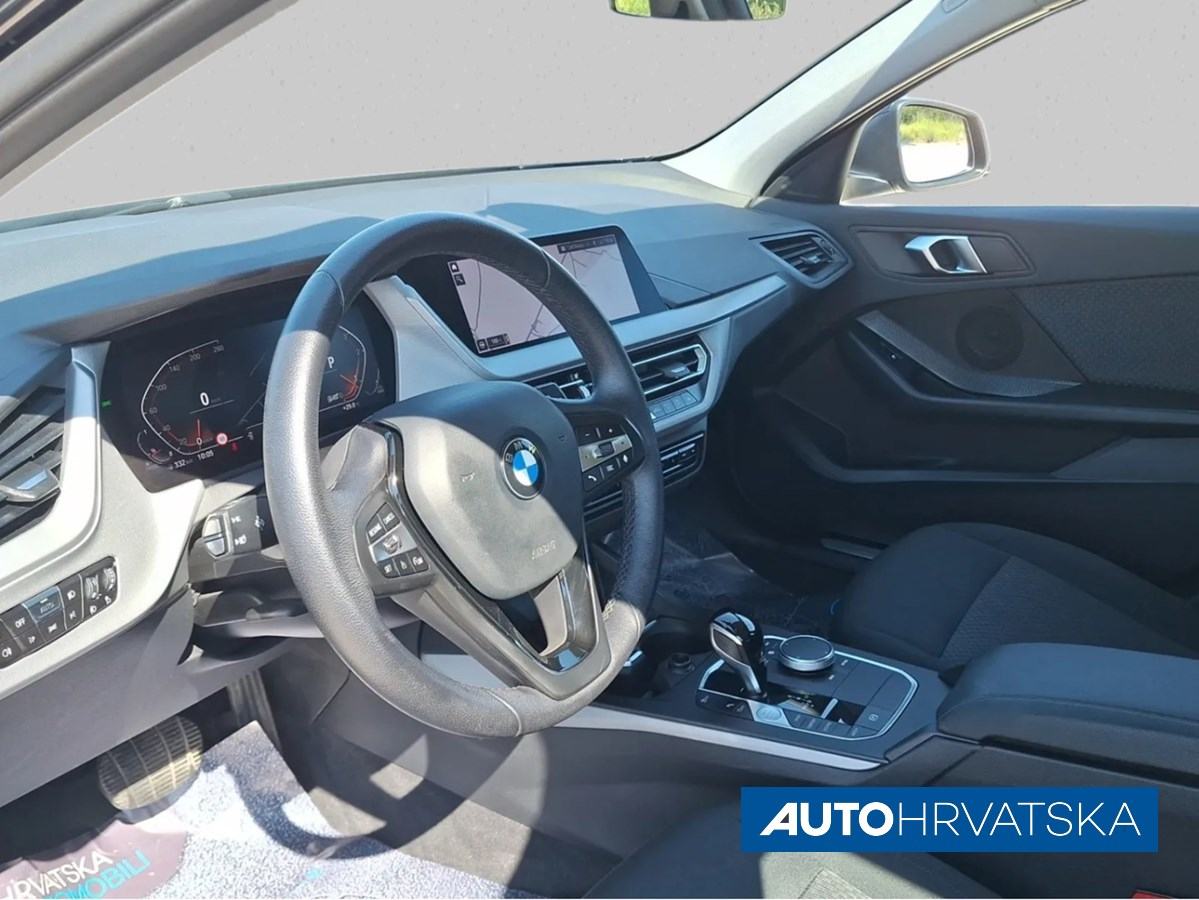 BMW SERIJA 1 120d ADVANTAGE- Jamstvo 15 mjeseci!, 23.490,00 €, fotografija 10