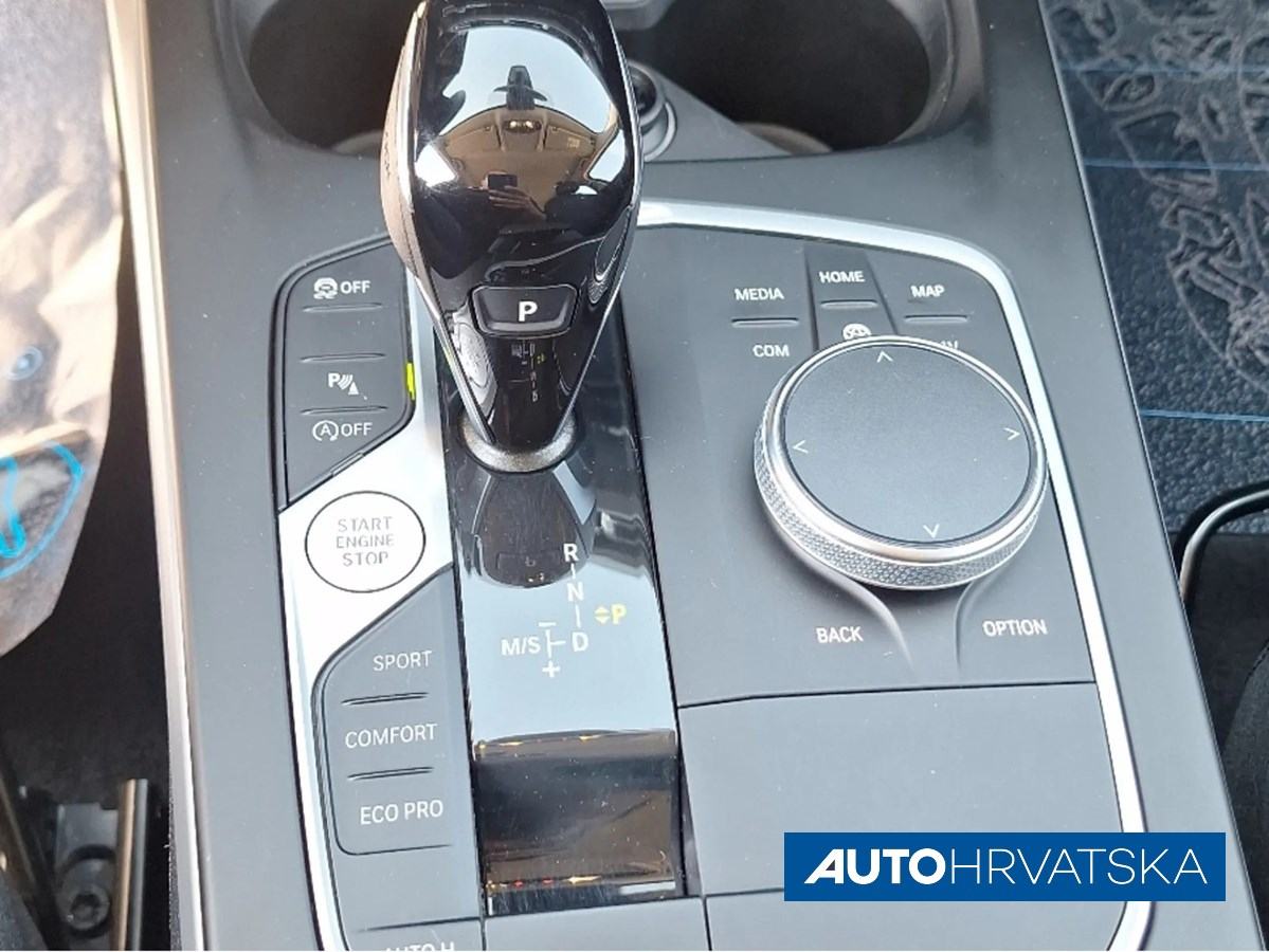 BMW SERIJA 1 120d ADVANTAGE- Jamstvo 15 mjeseci!, 23.490,00 €, fotografija 13