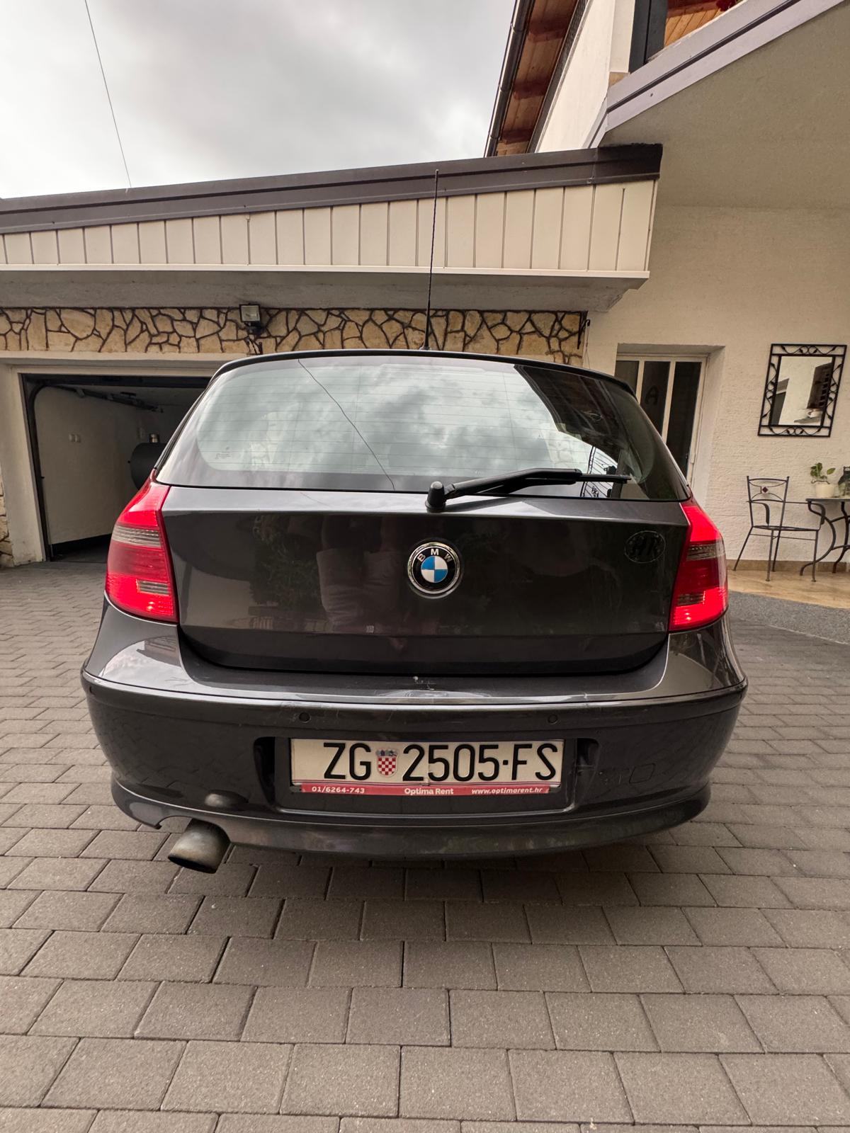 BMW serija 1 120d automatik, fotografija 3