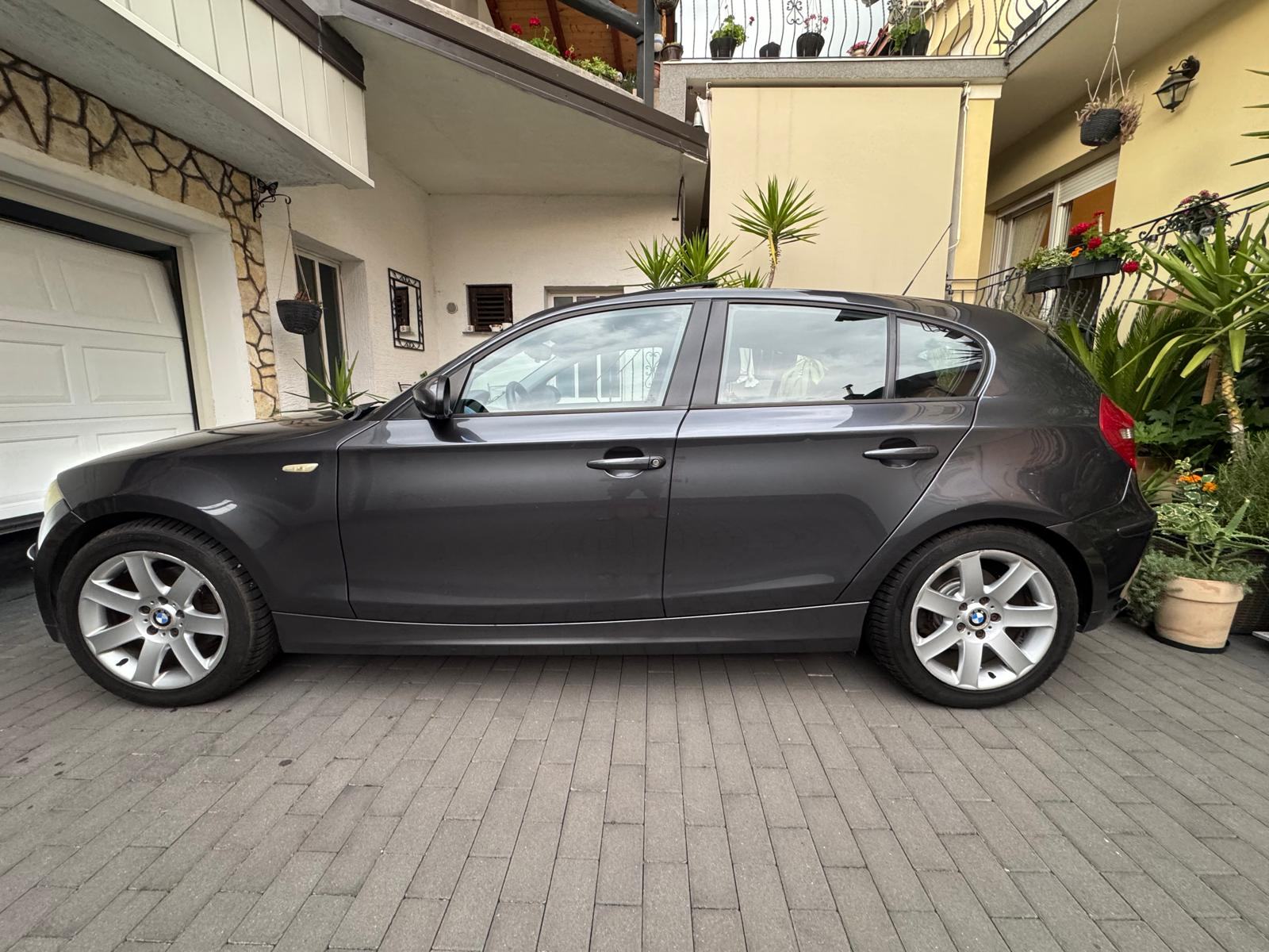 BMW serija 1 120d automatik, fotografija 4