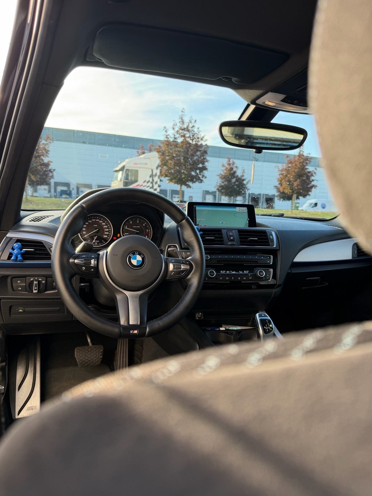 BMW serija 1 120d automatik, fotografija 8