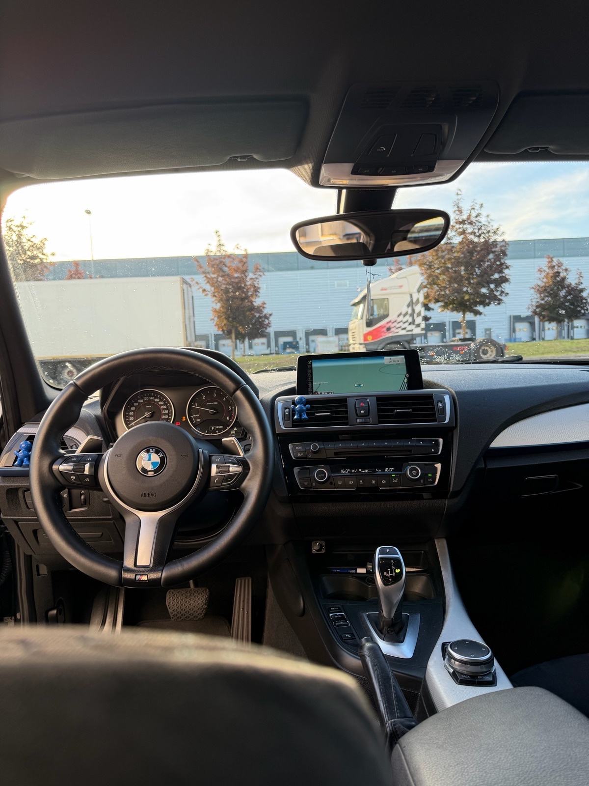 BMW serija 1 120d automatik, fotografija 9