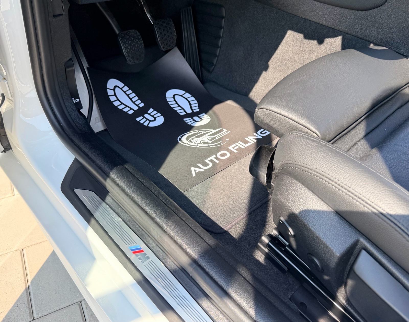 BMW serija 1 120d*M PAKET*KOŽA*NAVIGACIJA*LED*KEYLESS*, fotografija 18