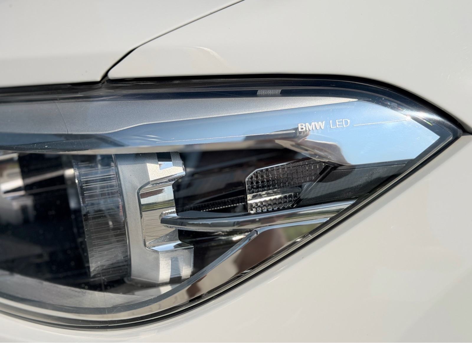 BMW serija 1 120d*M PAKET*KOŽA*NAVIGACIJA*LED*KEYLESS*, fotografija 11