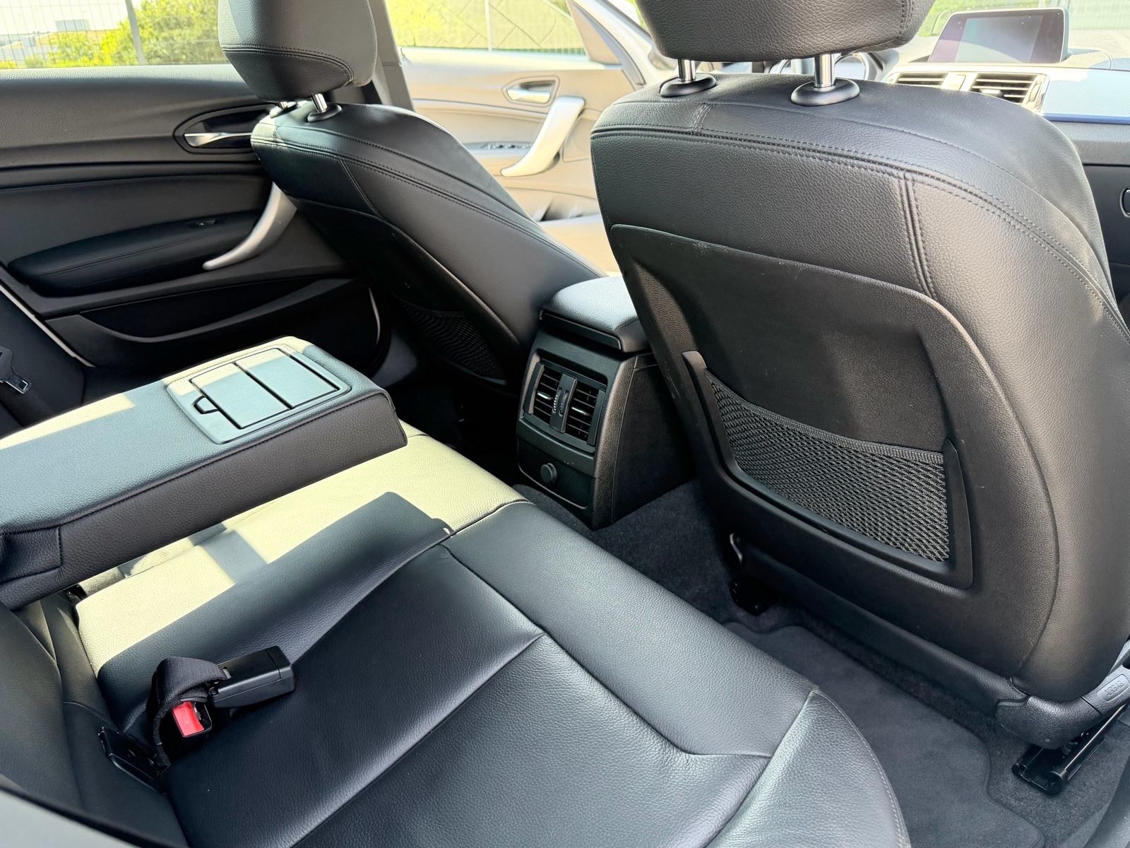 BMW serija 1 120d*M PAKET*KOŽA*NAVIGACIJA*LED*KEYLESS*, fotografija 19