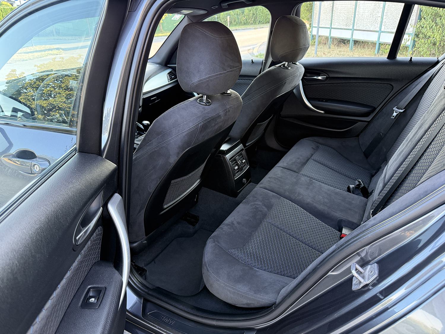 BMW serija 1 120d, M SPORT, LED, NAVI, SENZORI, ODLIČAN, REGAN !, fotografija 19