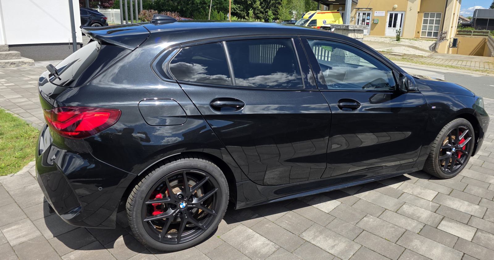 BMW serija 1 120d, fotografija 14