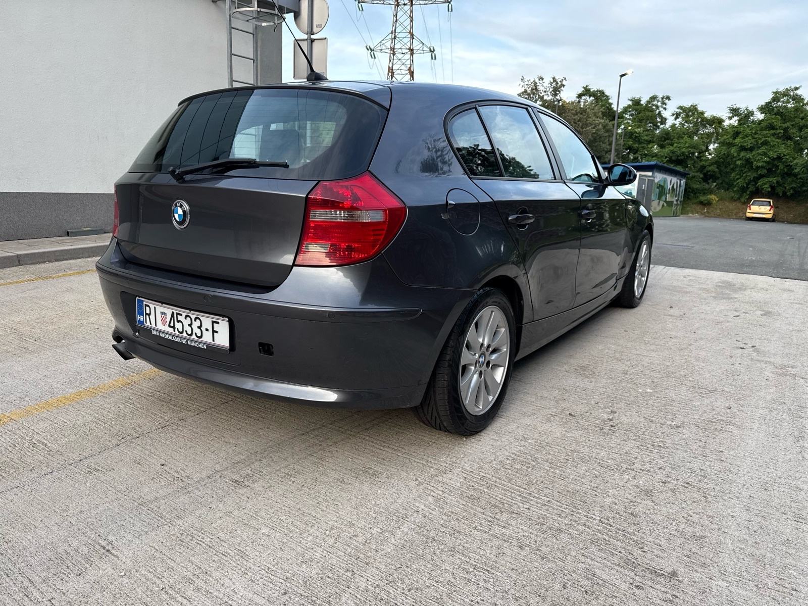BMW serija 1 120d LCI 130kw, fotografija 7