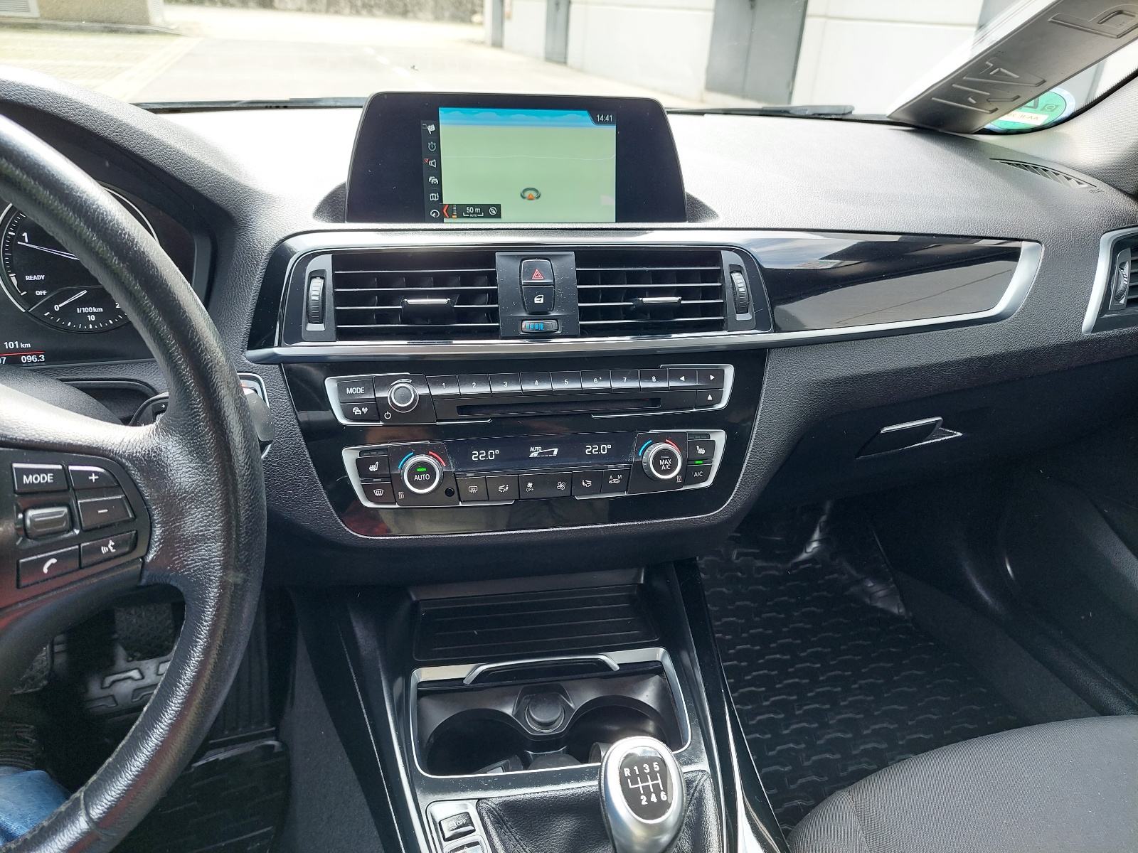 BMW serija 1 120d, fotografija 10