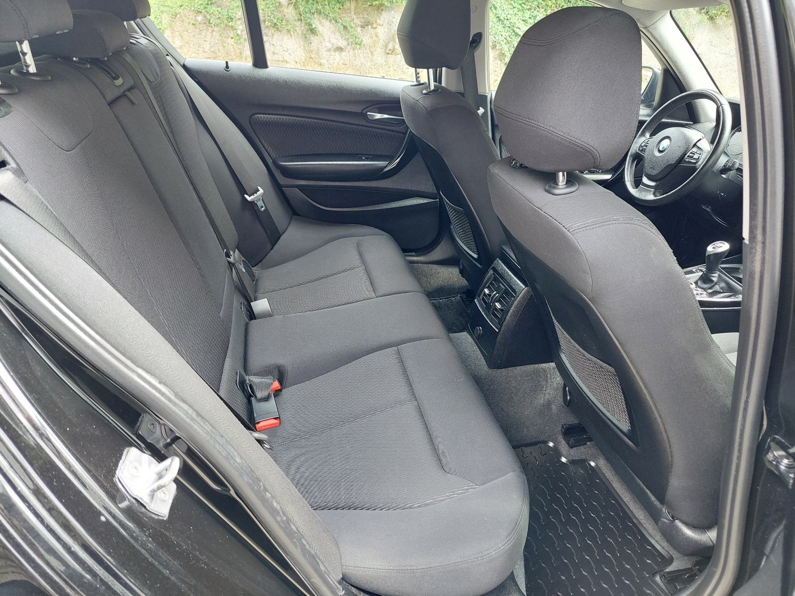 BMW serija 1 120d, fotografija 17