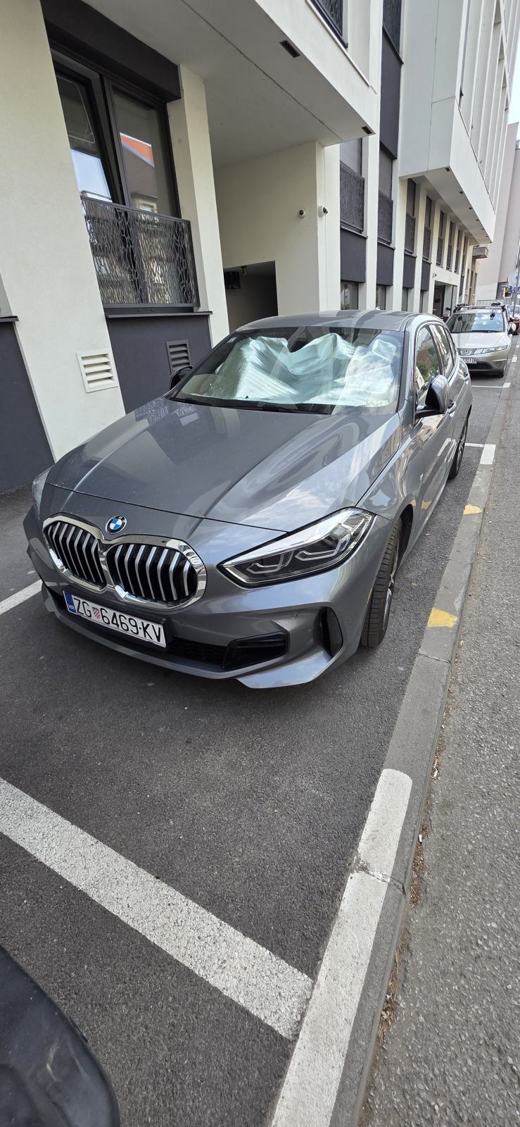 BMW serija 1 120d, fotografija 18