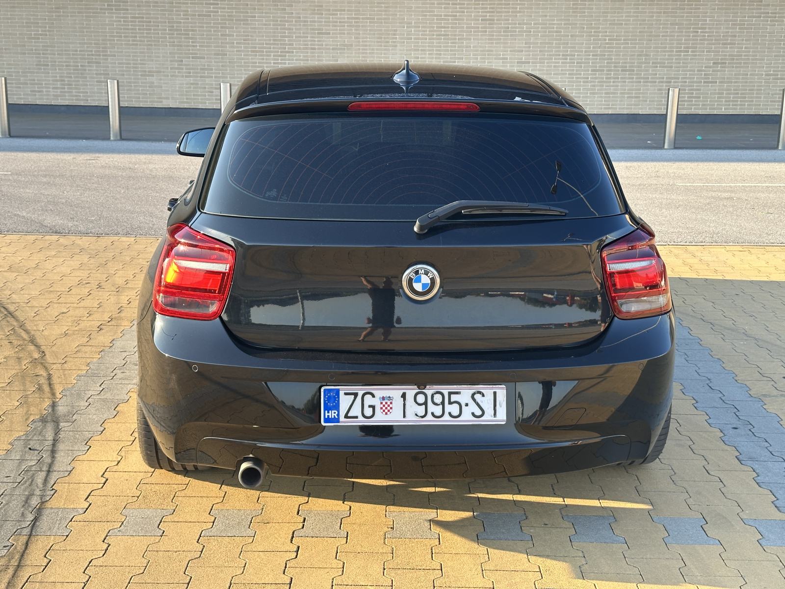 BMW serija 1 120d automatik, fotografija 3