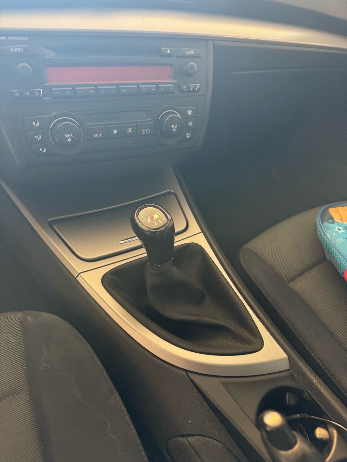 BMW serija 1 120d, fotografija 5