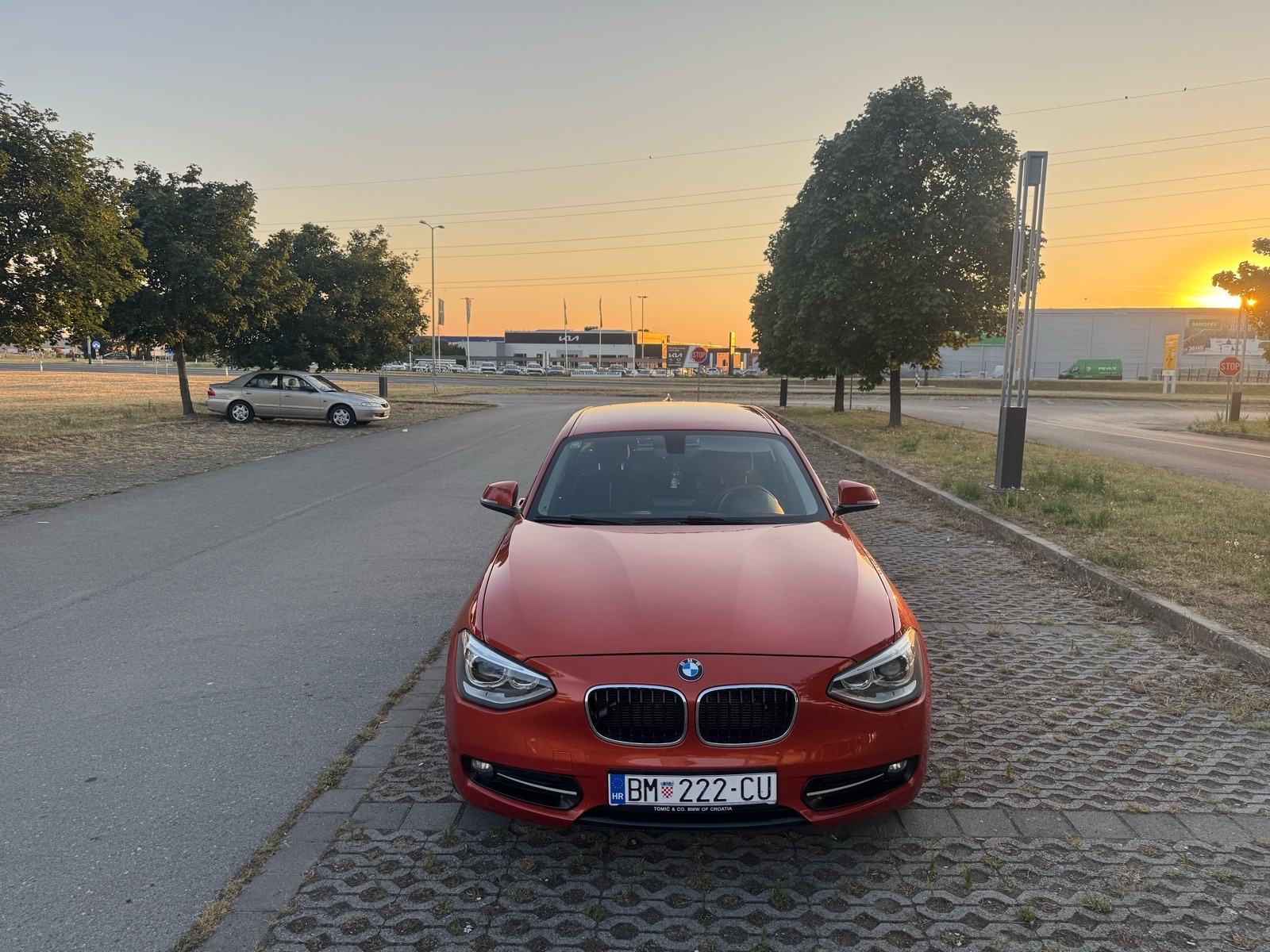 BMW 120d xdrive Sport Line, fotografija 3