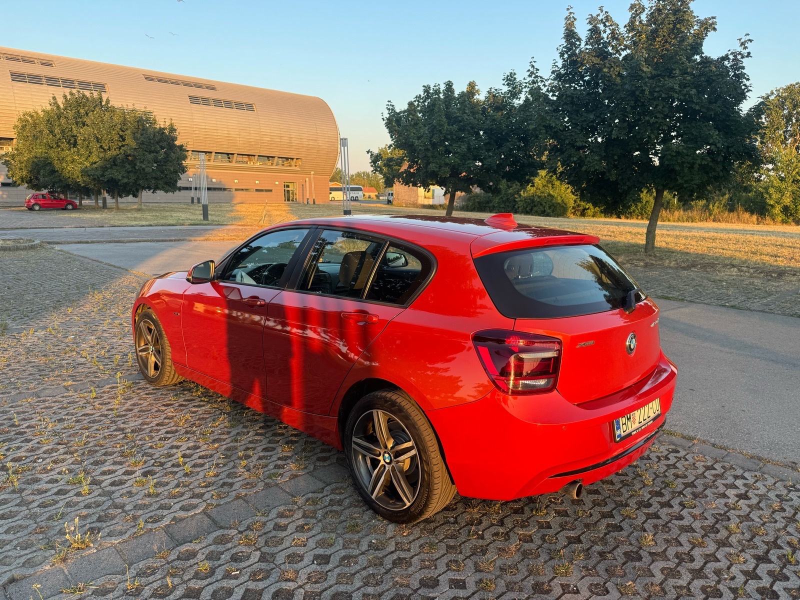 BMW 120d xdrive Sport Line, fotografija 9