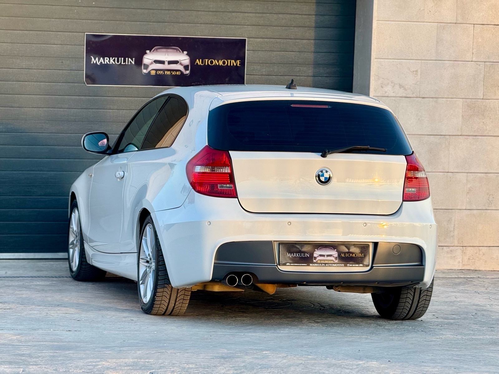 BMW E81 serija 1 • 123D M Sport - Automatik- Navigacija - Xenon- Led, fotografija 7