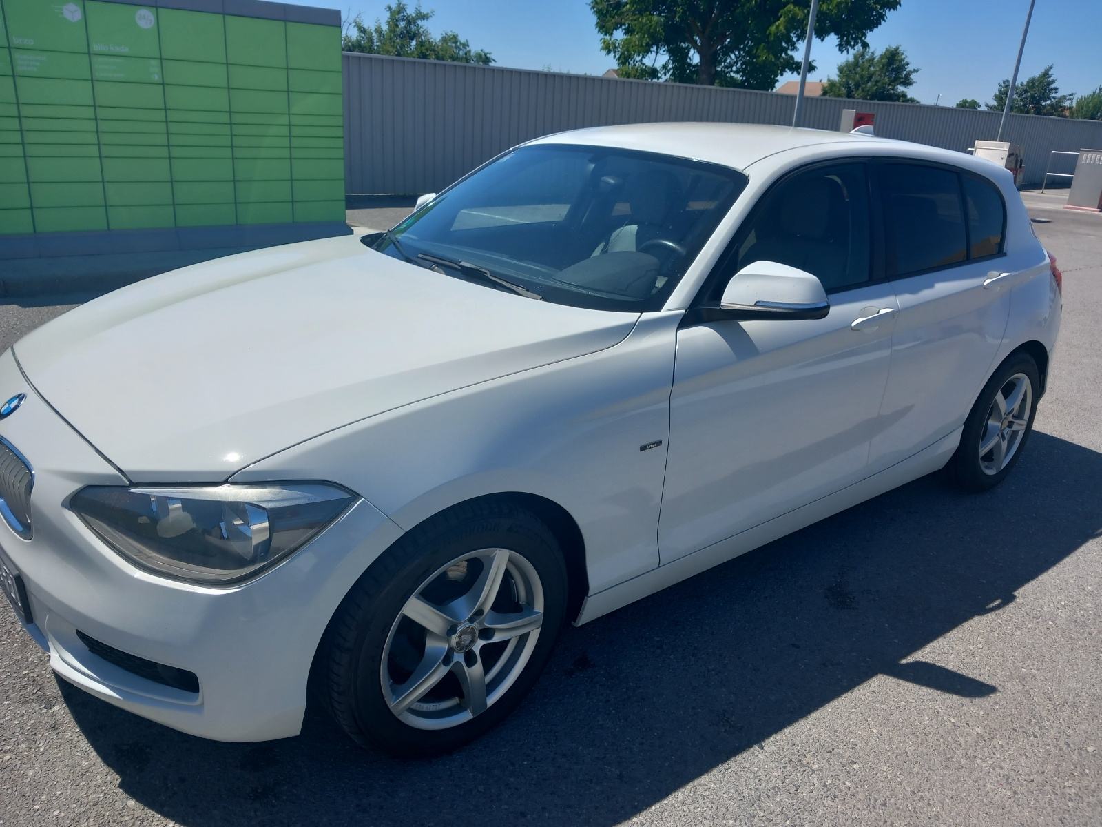 BMW serija 1, 160000 km diesel, vlasnik vozila, fotografija 2