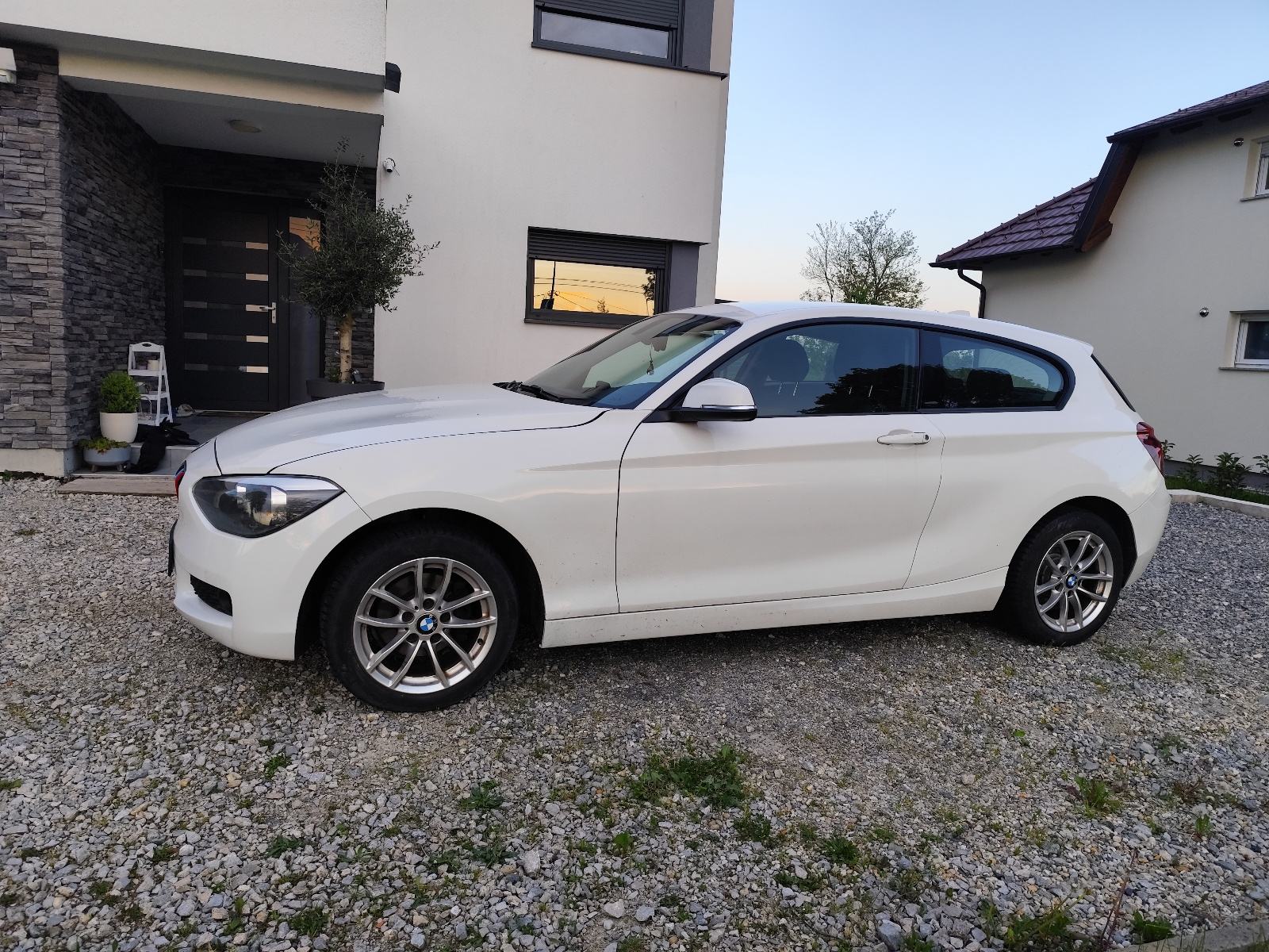 BMW serija 1. 2013 g 116d ⭐.Alu Atraktivan. 207 tis km, fotografija 1