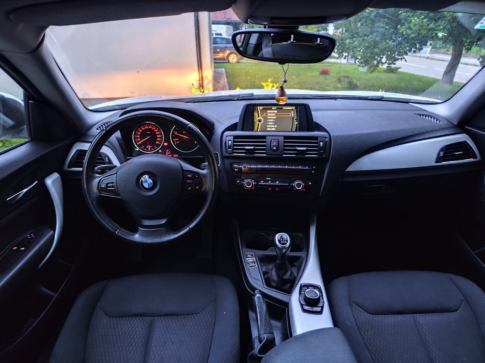 BMW serija 1. 2013 g 116d ⭐.Alu Atraktivan. 207 tis km, fotografija 12
