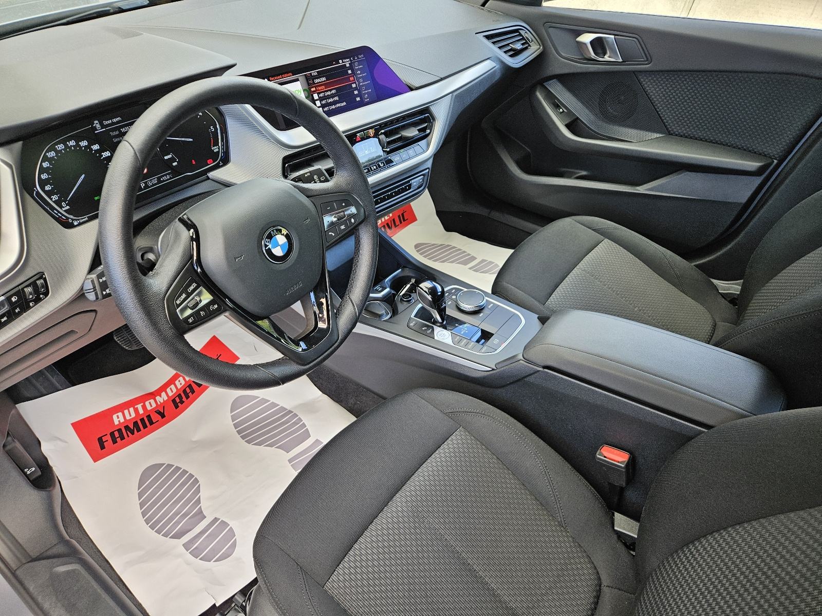 BMW Serija 1 Automatik Advantage*2022g*FullLed*, fotografija 13
