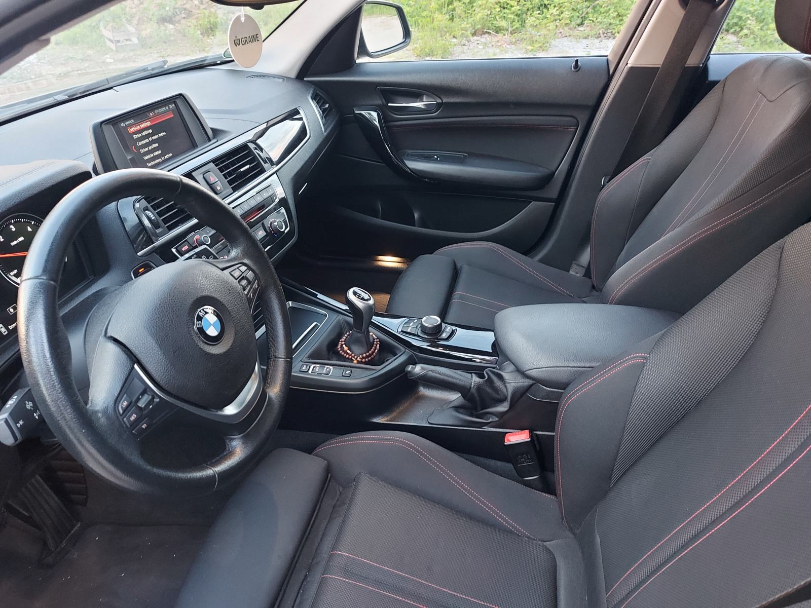 BMW serija 1 Sportline 116d, fotografija 2