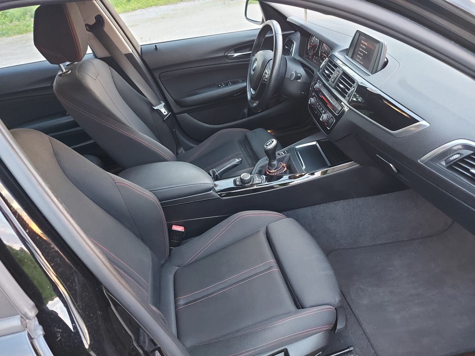 BMW serija 1 Sportline 116d, fotografija 3