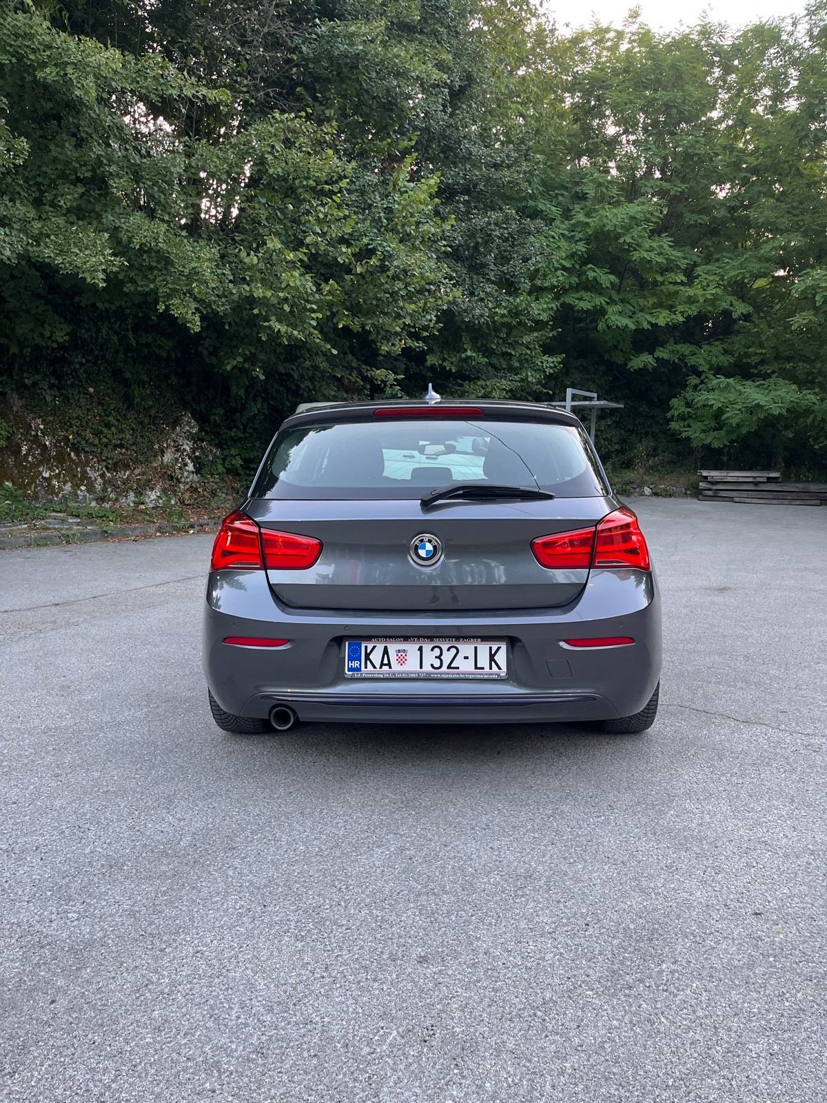 BMW 116D LCI,Sportline+M,reg.God.dana,napravljen servis,TOP STANJE, fotografija 2