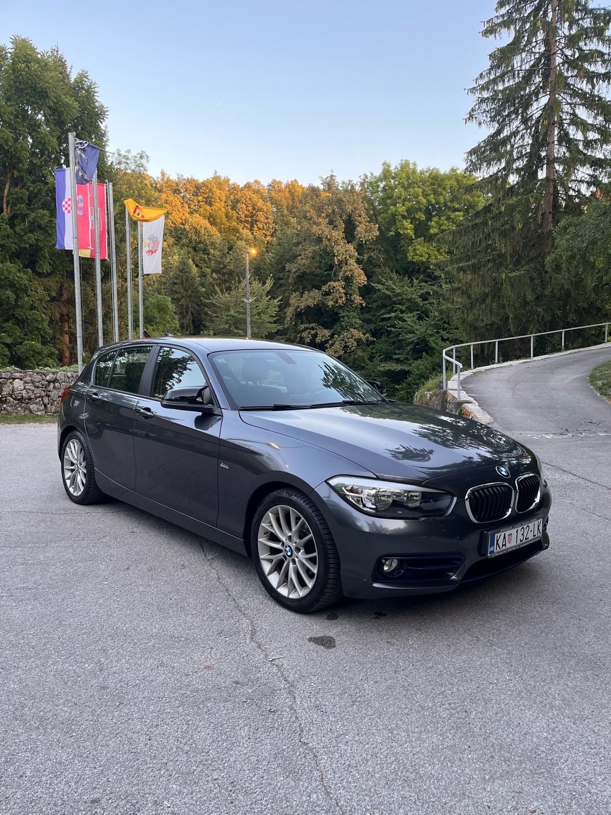BMW 116D LCI,Sportline+M,reg.God.dana,napravljen servis,TOP STANJE, fotografija 3