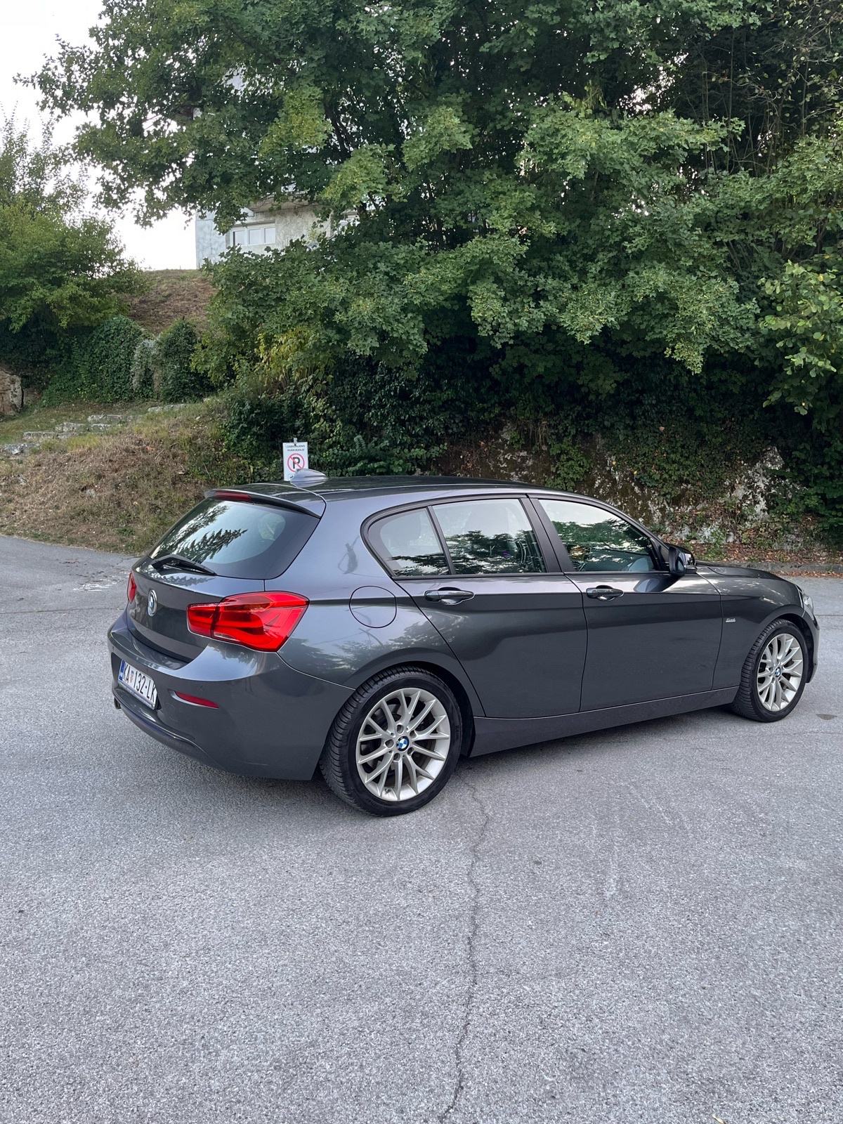 BMW 116D LCI,Sportline+M,reg.God.dana,napravljen servis,TOP STANJE, fotografija 6