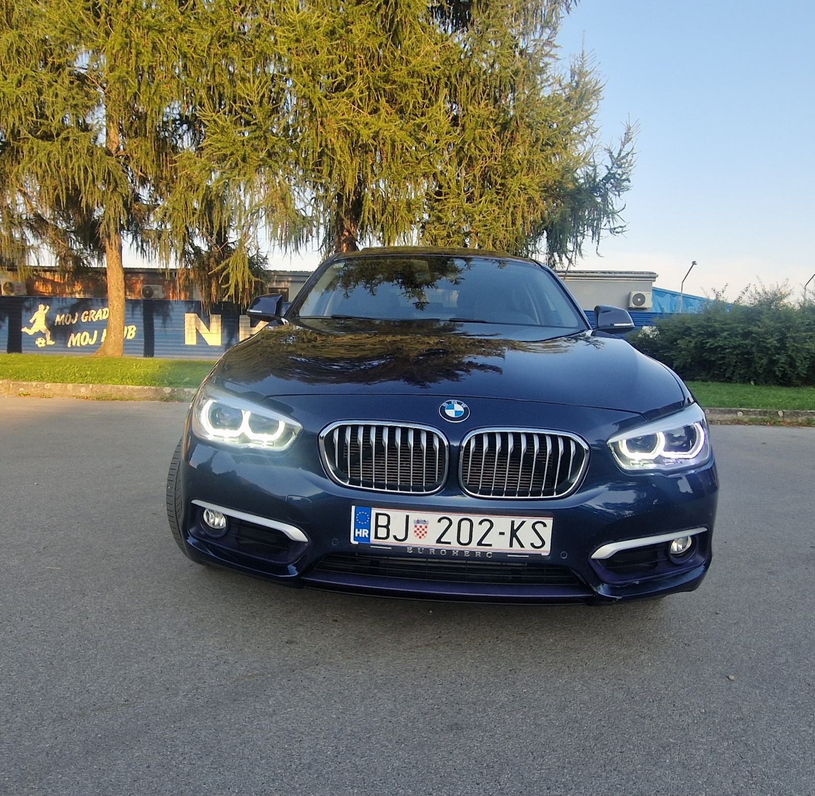 BMW serija 118d xdrive,full oprema,led svjetla,šiber,Navigacija,reg1.g, fotografija 3