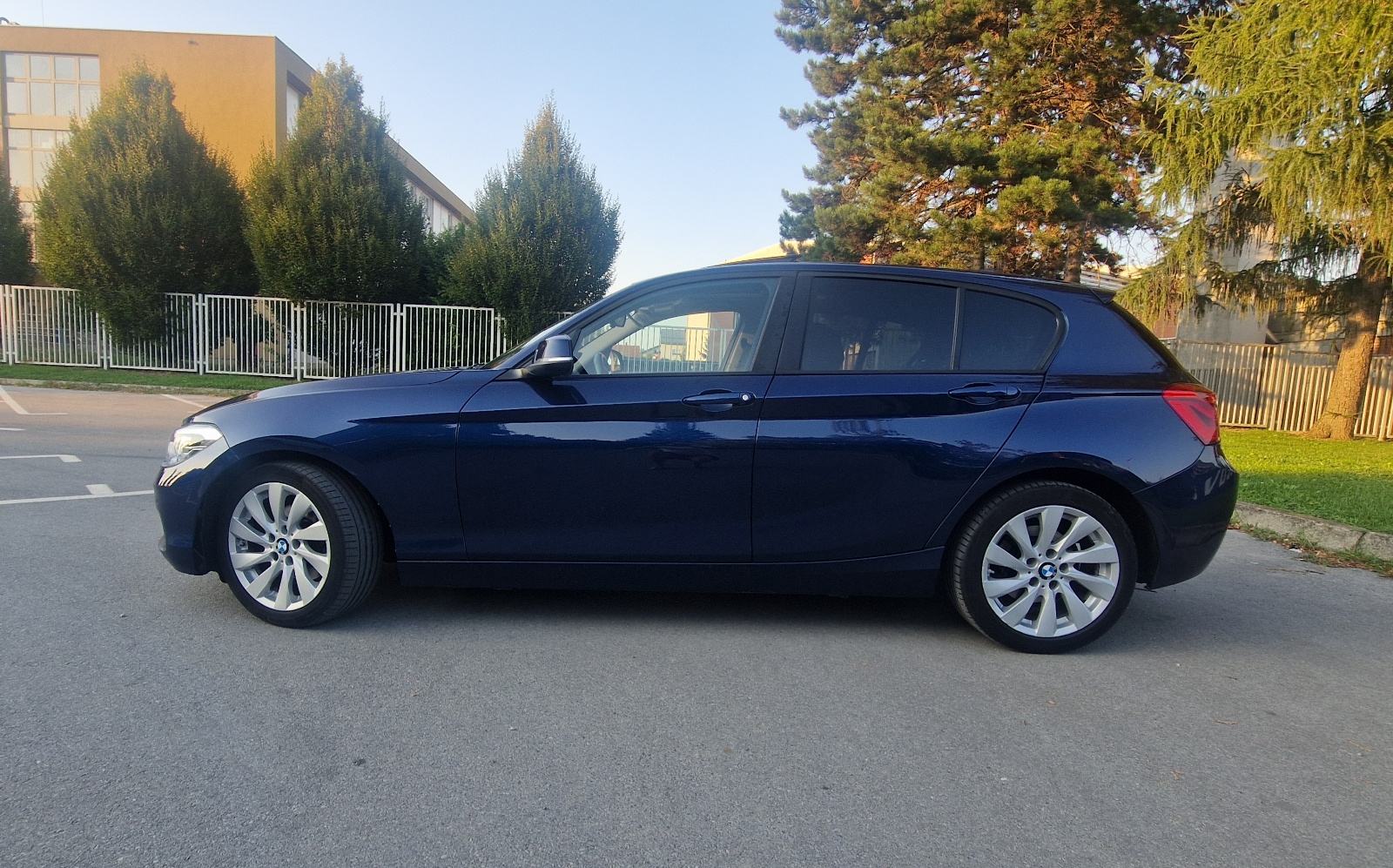 BMW serija 118d xdrive,full oprema,led svjetla,šiber,Navigacija,reg1.g, fotografija 6