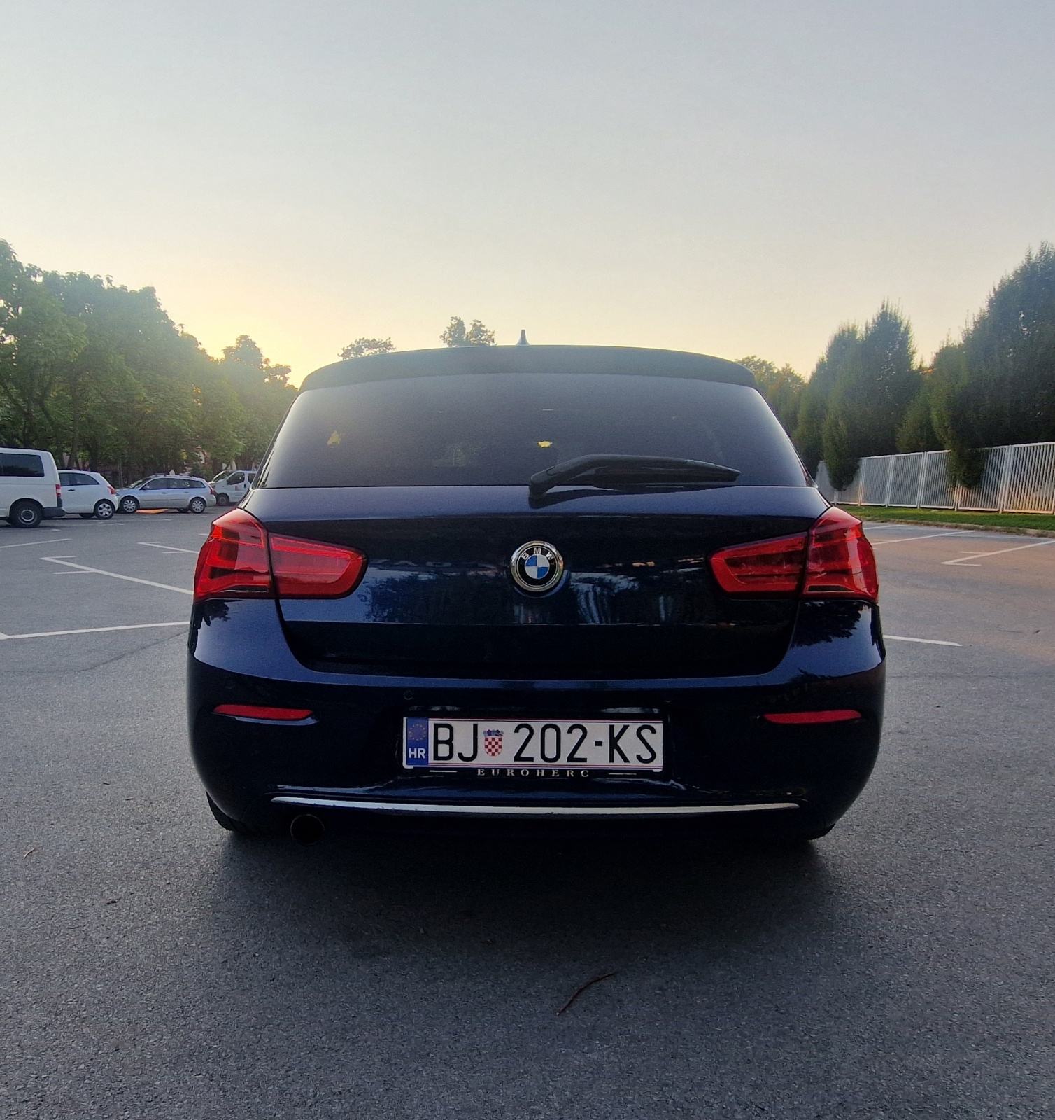 BMW serija 118d xdrive,full oprema,led svjetla,šiber,Navigacija,reg1.g, fotografija 8