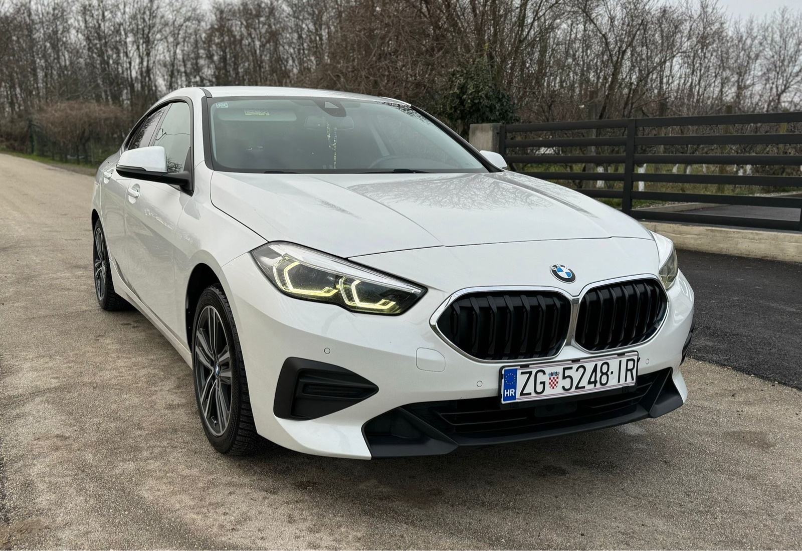 BMW serija 2 216d automatik, fotografija 2