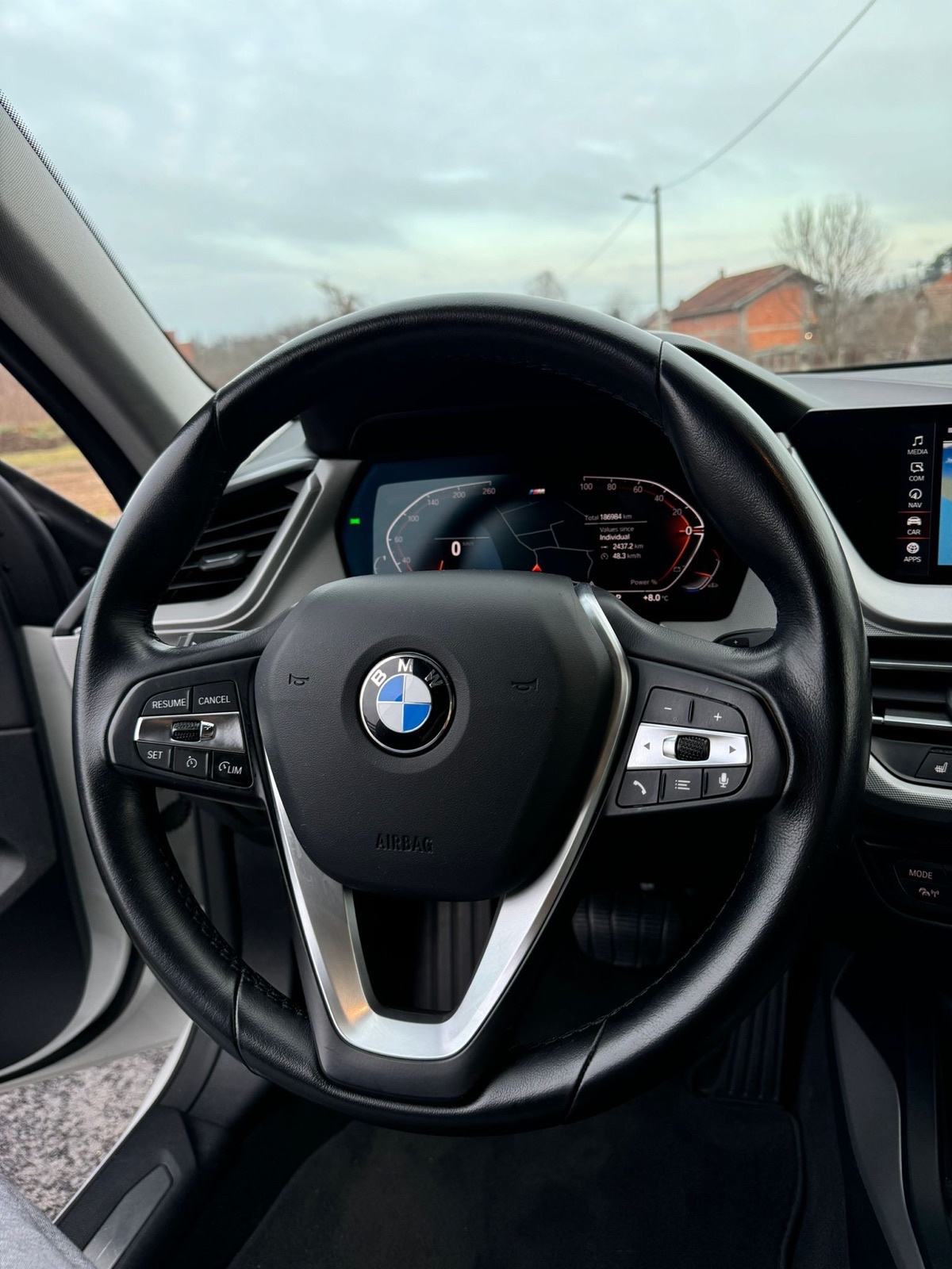 BMW serija 2 216d automatik, fotografija 20