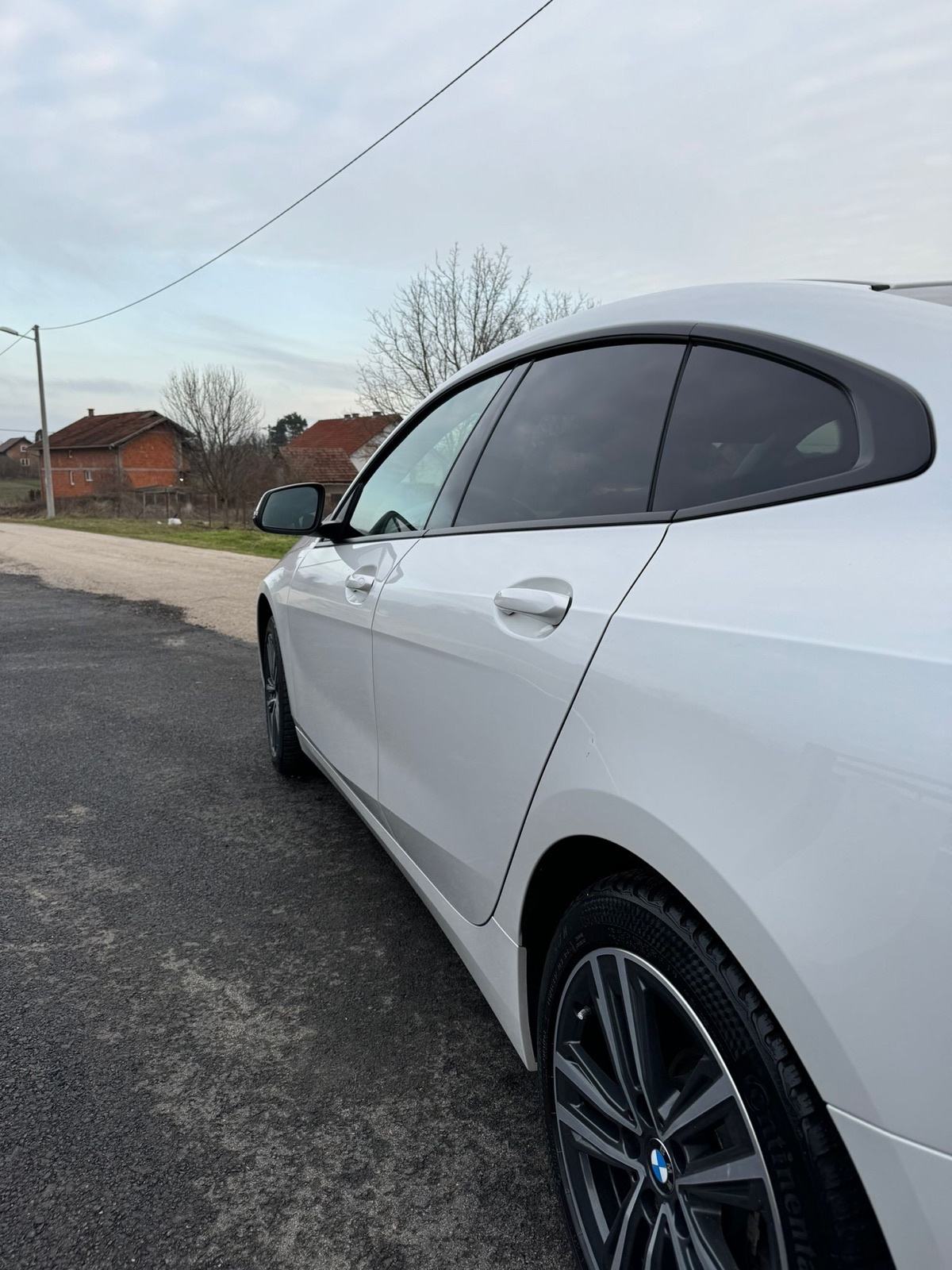 BMW serija 2 216d automatik, fotografija 8