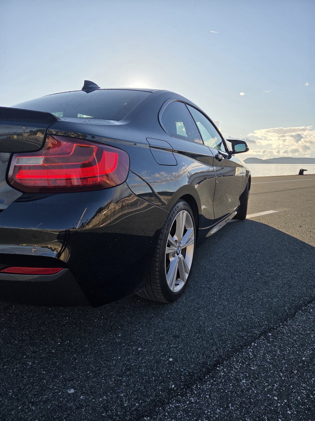 BMW serija 2 coupe 220d, Full M paket, automatik, pogled izvana - slika 4