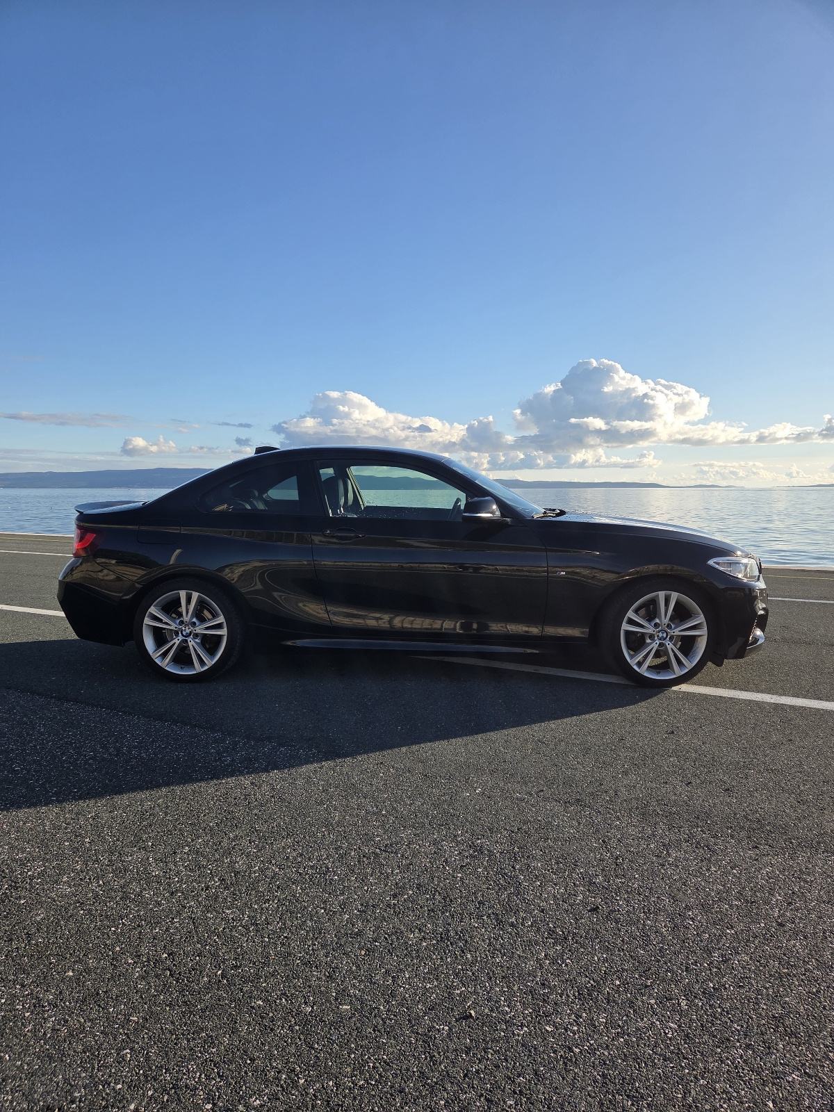 BMW serija 2 coupe 220d, Full M paket, automatik, pogled izvana - slika 3