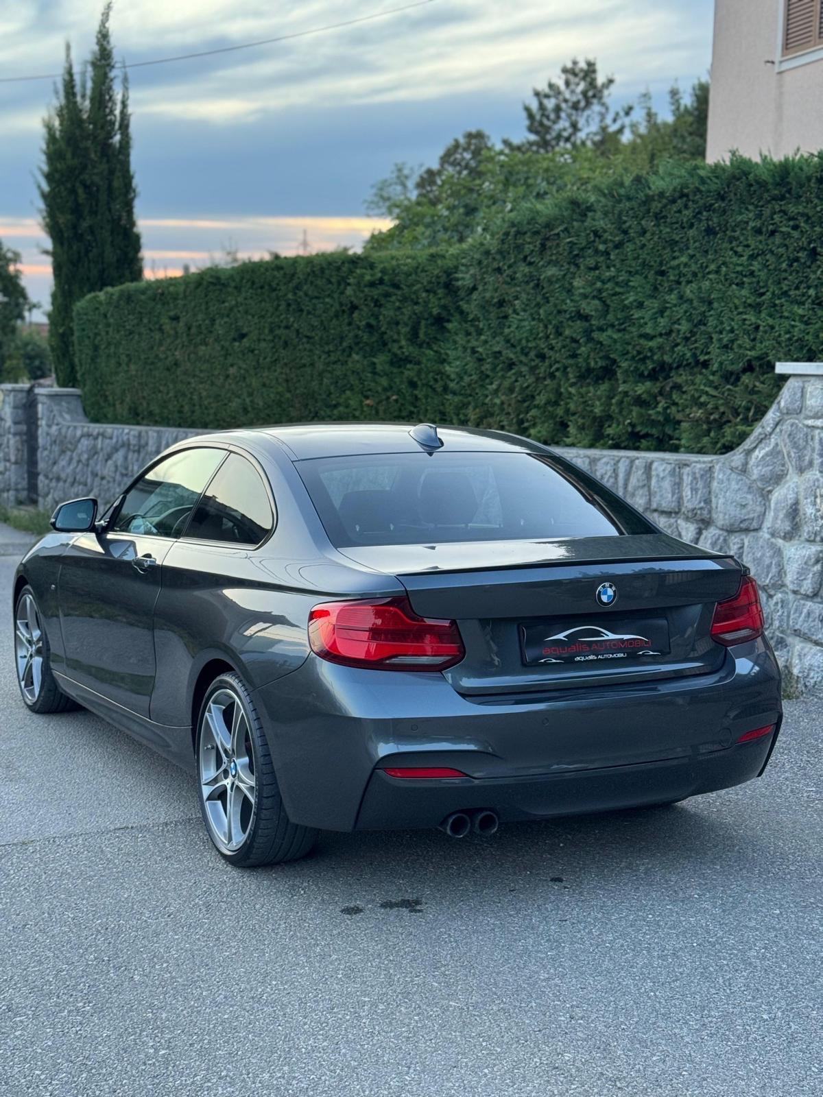 BMW serija 2 220d M PAKET, fotografija 6