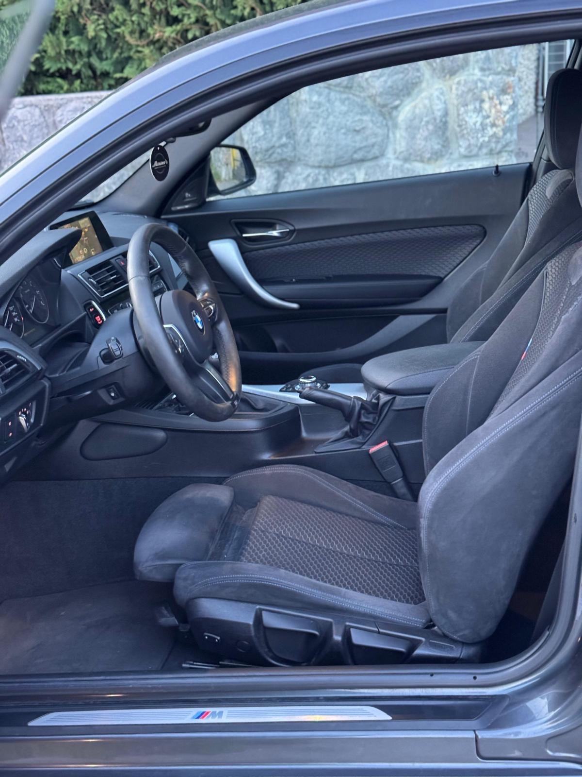 BMW serija 2 220d M PAKET, fotografija 8