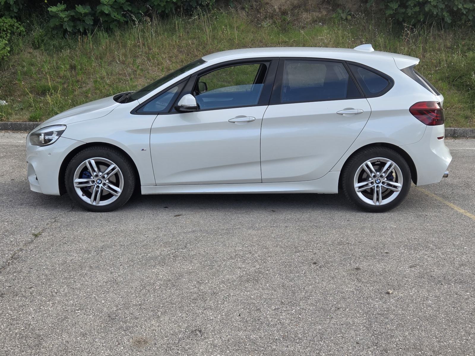 BMW serija 2 220d, fotografija 5