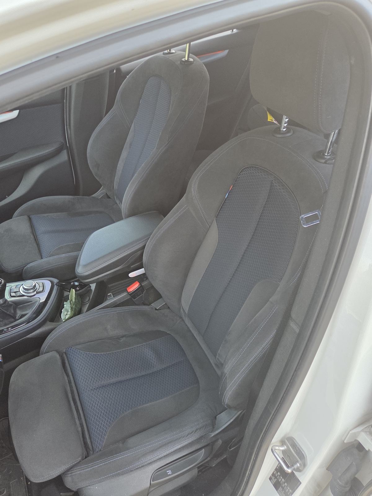 BMW serija 2 220d, fotografija 15