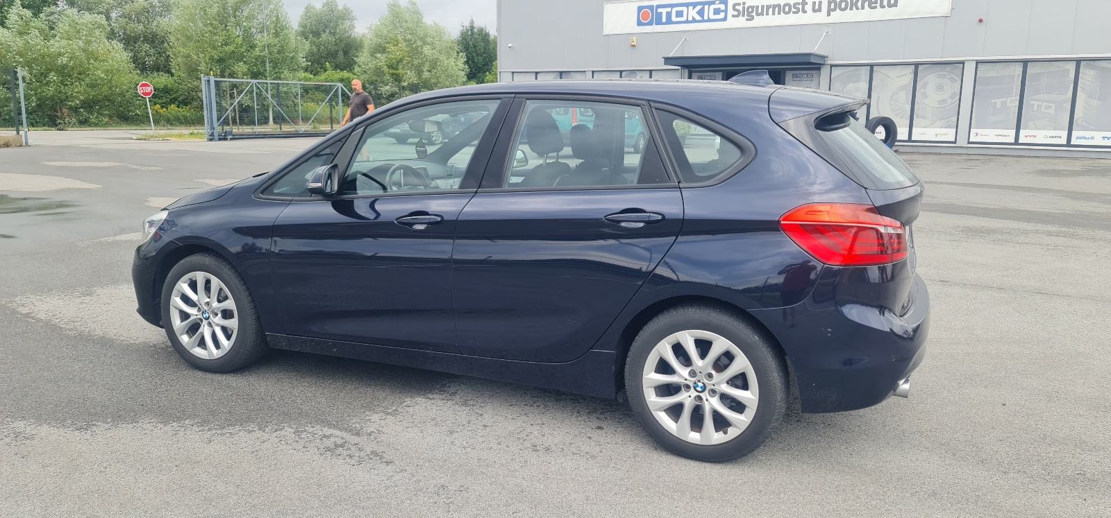 BMW serija 2 Active Tourer 216d automatik, fotografija 8