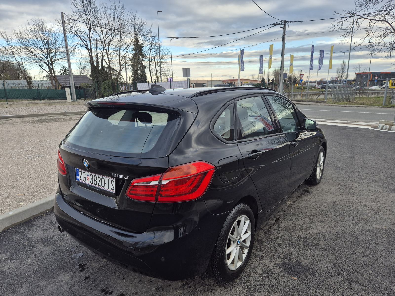 BMW serija 2 Active Tourer 216d Odlično stanje!, fotografija 3