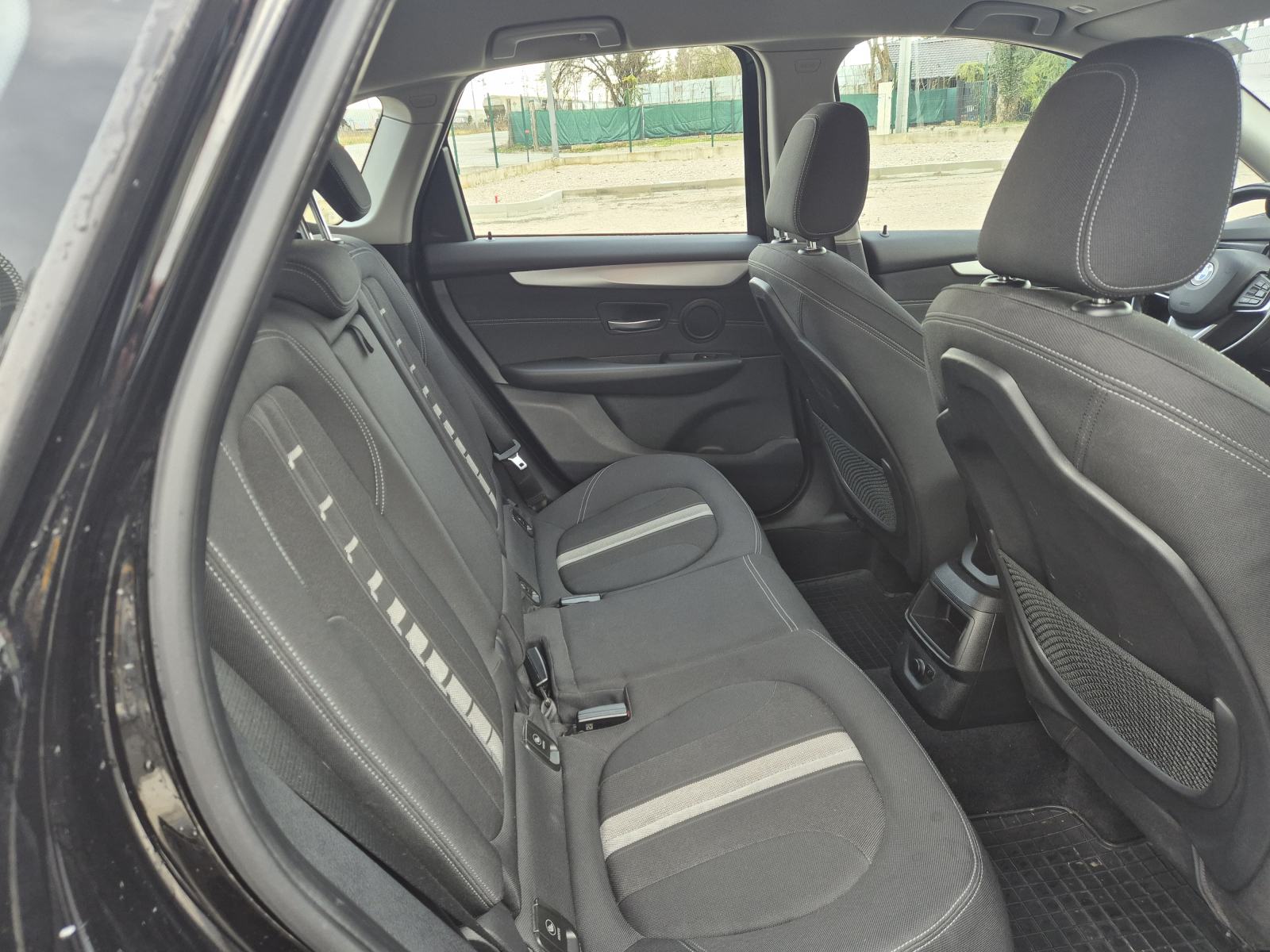 BMW serija 2 Active Tourer 216d Odlično stanje!, fotografija 6