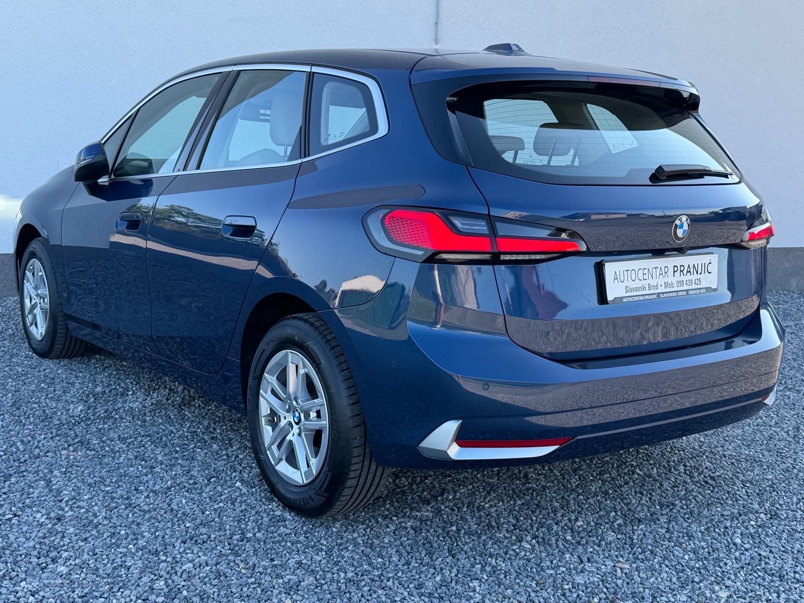 BMW serija 2 Active Tourer 218d automatik kamera xenon led, fotografija 6