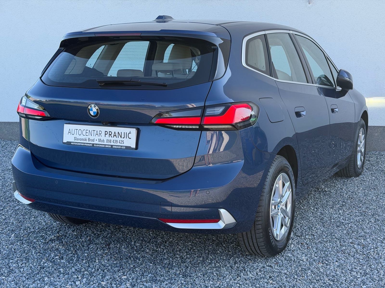 BMW serija 2 Active Tourer 218d automatik kamera xenon led, fotografija 7