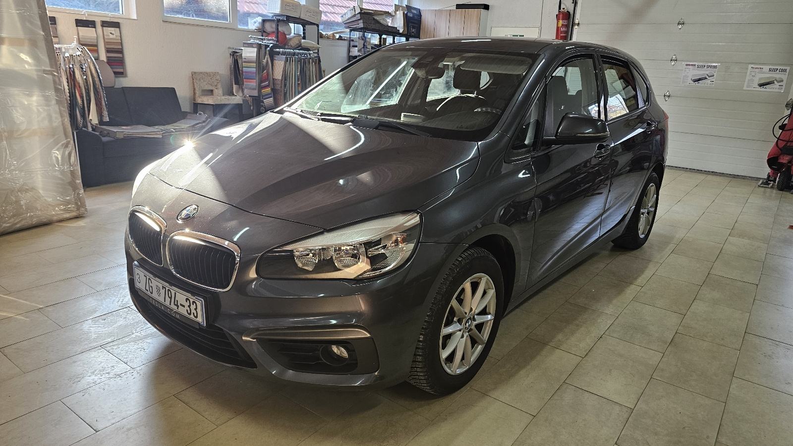 BMW serija 2 Automatik 218d top stanje, fotografija 6