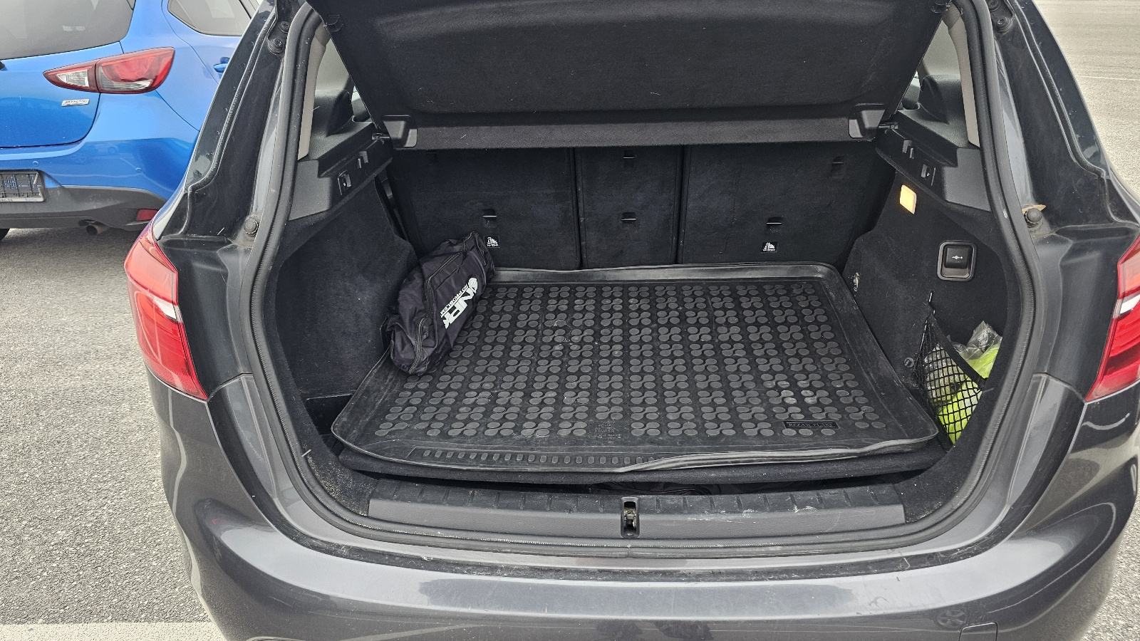 BMW serija 2 Automatik 218d top stanje, fotografija 20